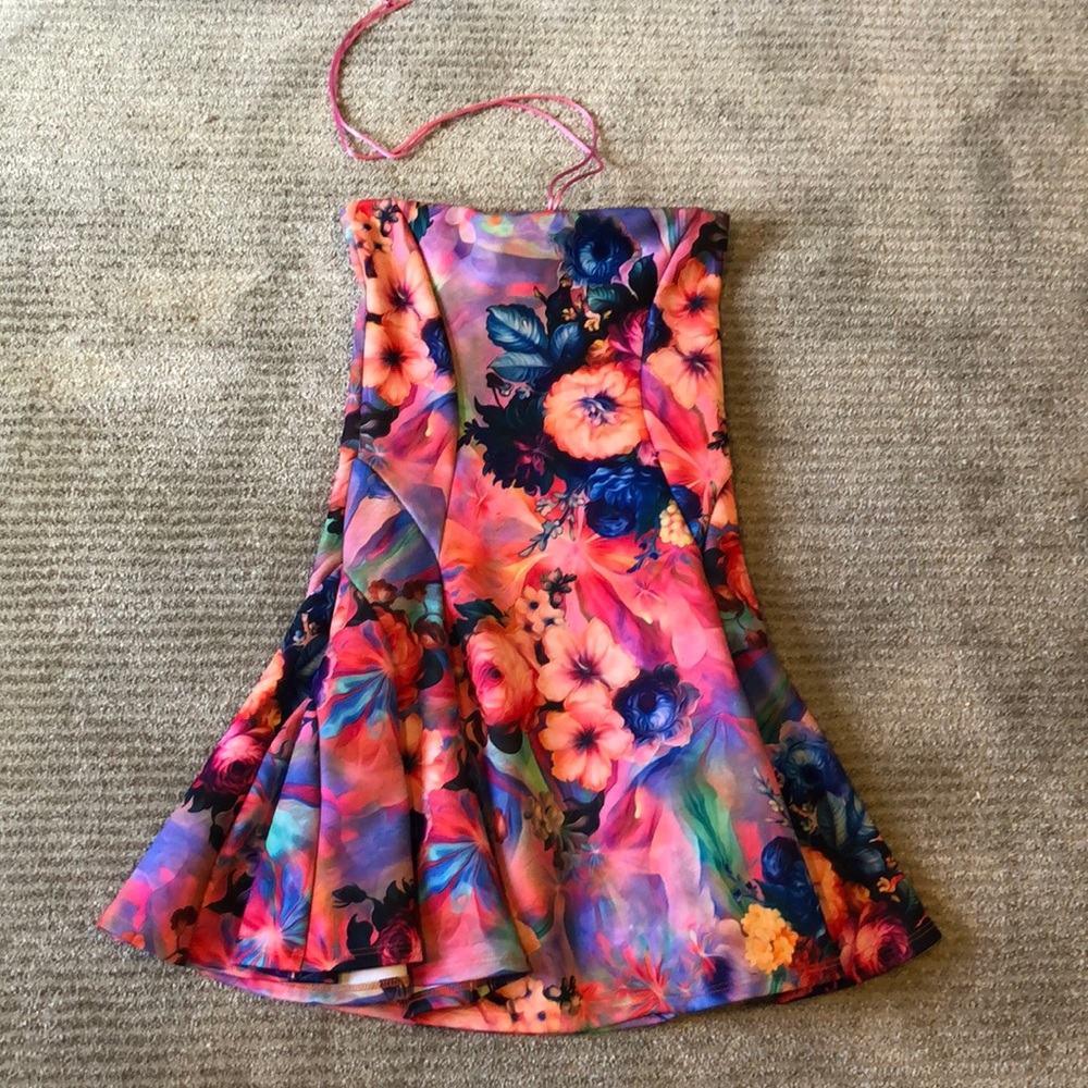Girls les tout petits size 10 floral dress